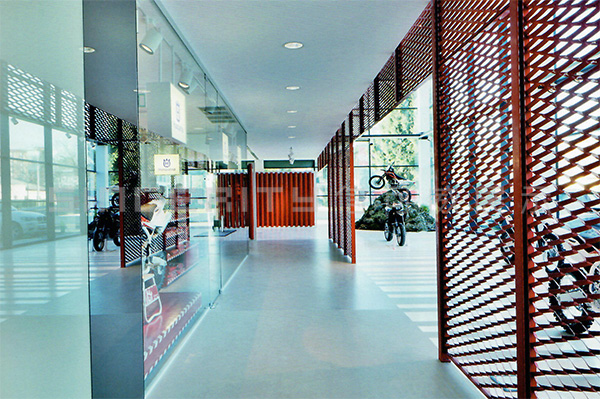 Husqvarna摩托車(chē)展廳設(shè)計(jì)